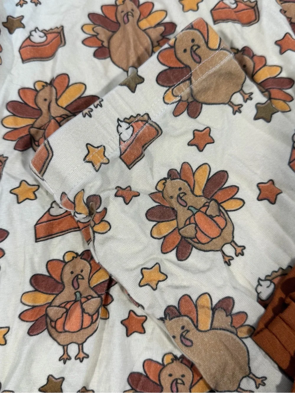 Caden Lane Cream Long Sleeve Turkey Print pajamas with Rust Trim 3T